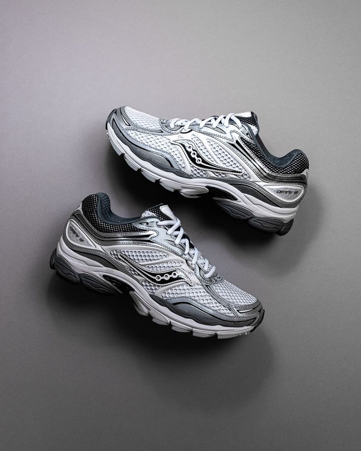 Saucony