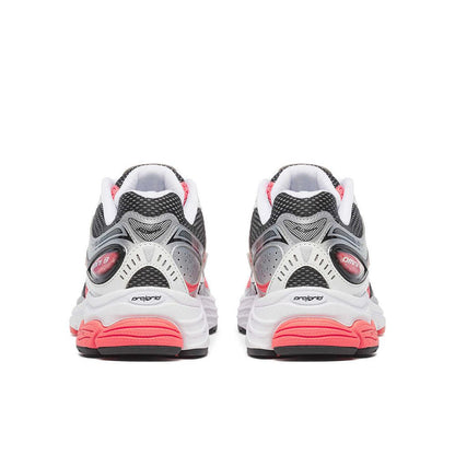 Saucony ProGrid Omni 9